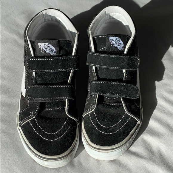 vans black and white velcro